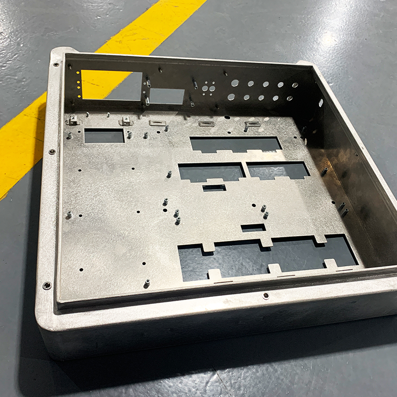 Centre d'insertion de fixation intelligente à faible énergie