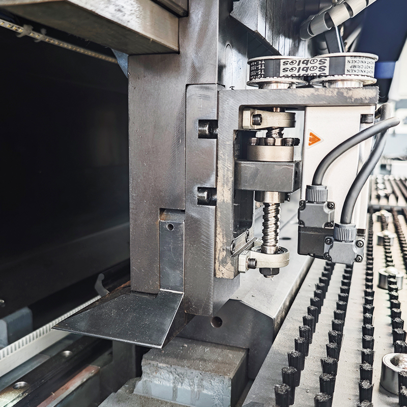 PBM-200000 Intelligent Flexible Panel Bender
