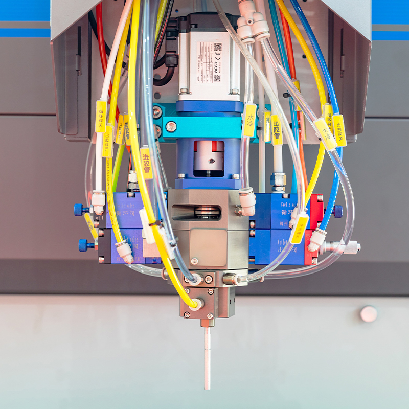 Machine de distribution de scellage CNC constante intégrée