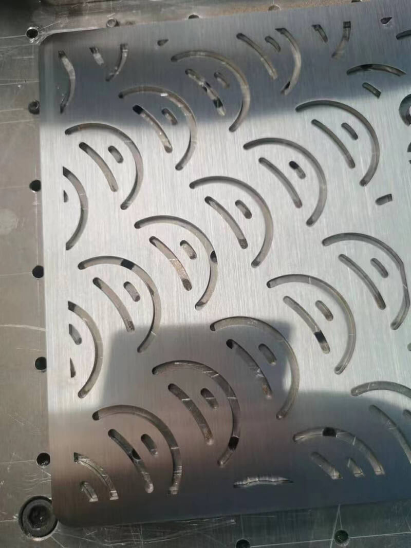 Machine de broyage à courroie plate CNC
