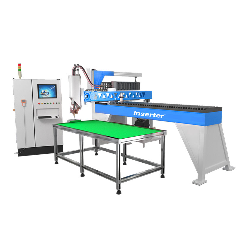 Machine à joint en polyuréthane constant pour tête de mélange